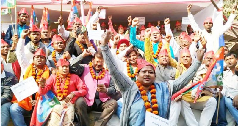 वीआईपी नेताओं ने शुरू की अनशन