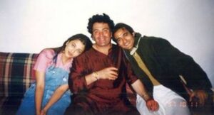 Rishi Kapoor with Akshay Khanna and Aishwarya Ray Bachchan