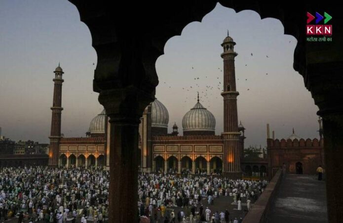Eid Ul Fitr Celebrations Around the World: Stunning Pictures and Highlights
